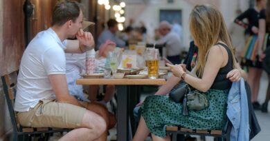Central Illinois Restaurants and Entertainment Venues Reach New Customer
