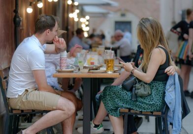 Central Illinois Restaurants and Entertainment Venues Reach New Customer