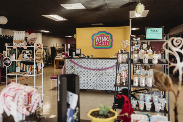 Discover Peoria’s Hidden Gem: The Wink House – Your Local Marketplace for Unique Finds!